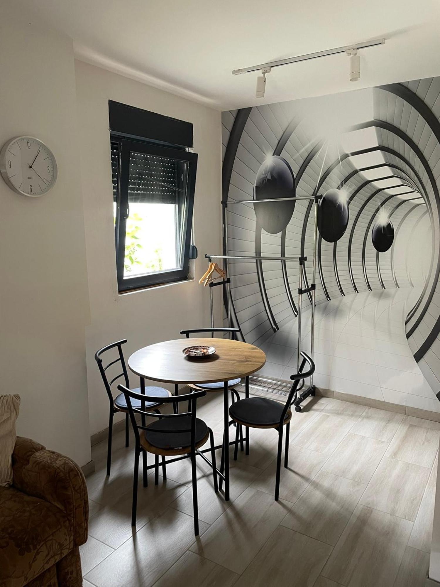 Visoko New Concept - 7 Minutes From The Pyramids - City Center Exteriér fotografie